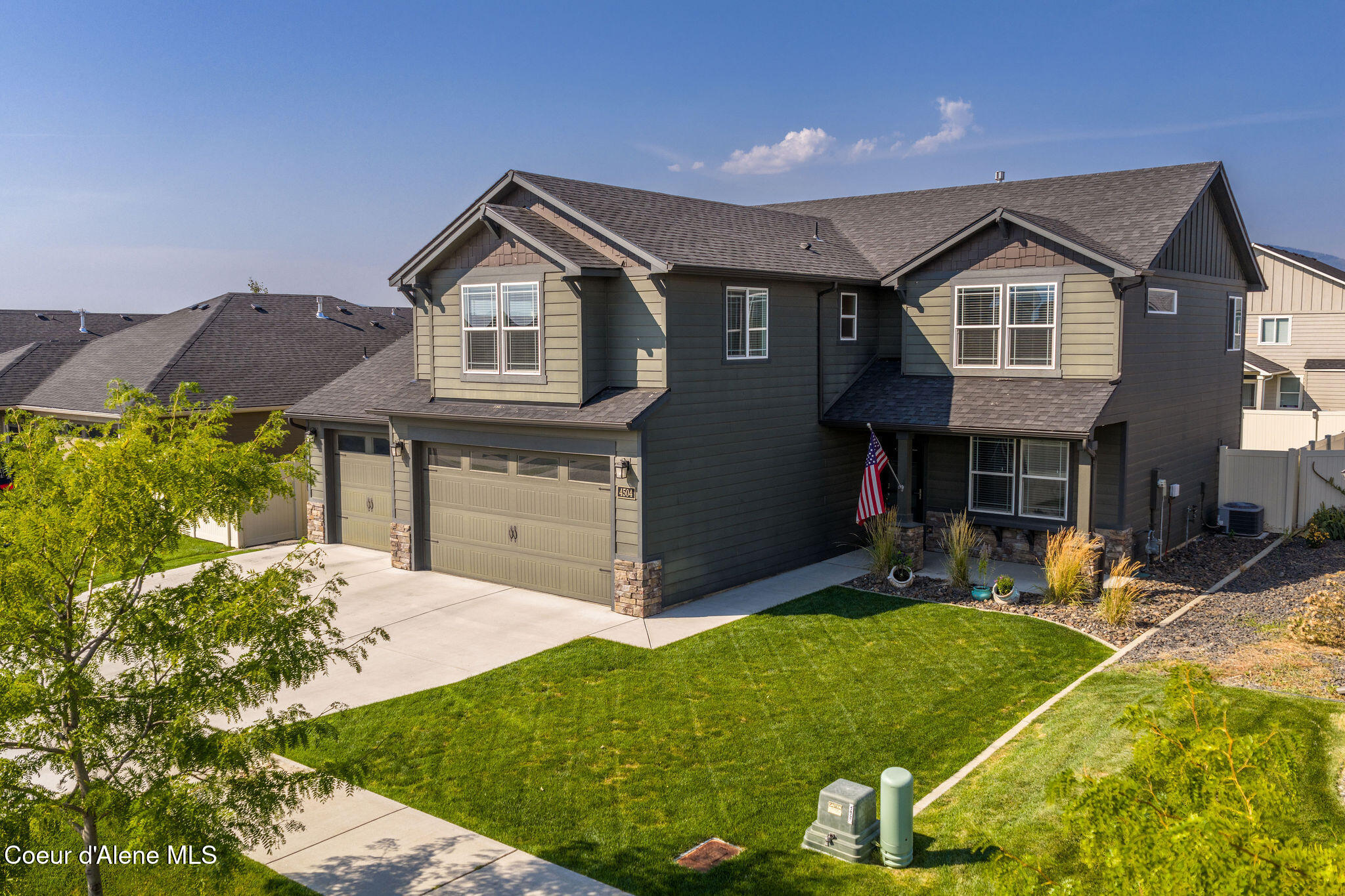 4504 N CONNERY LOOP