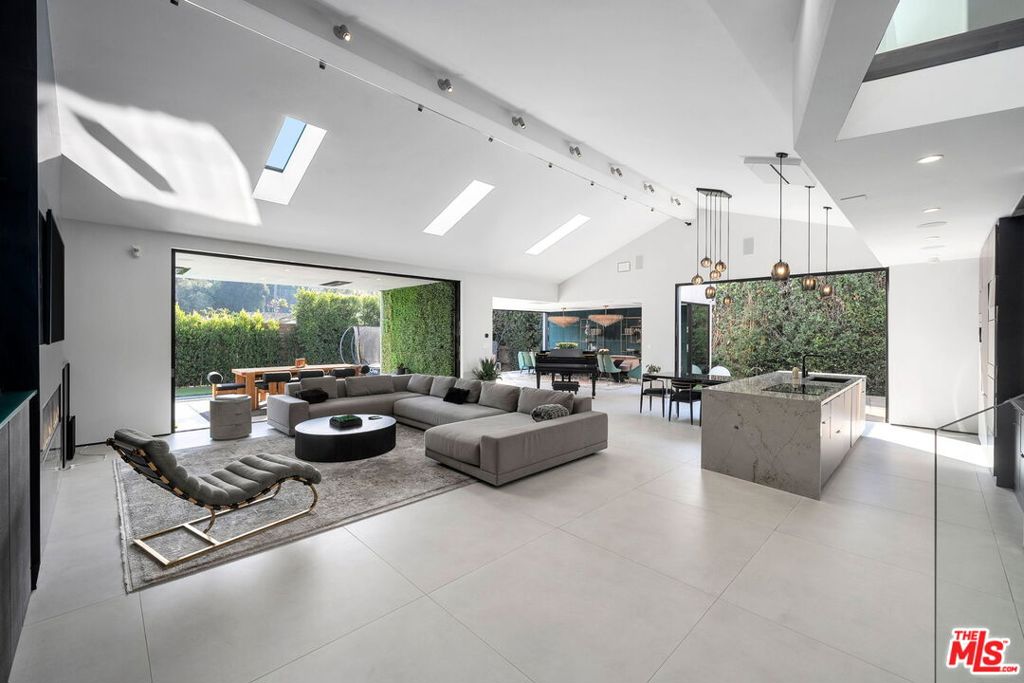 1368 Beckwith Avenue