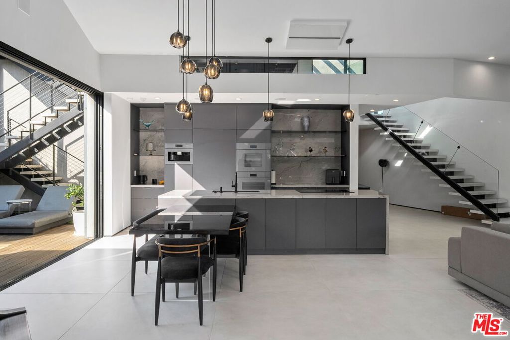 1368 Beckwith Avenue