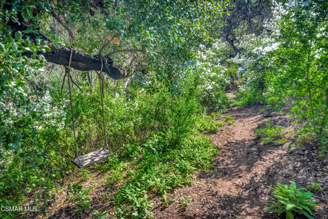 3052 Escondido DR