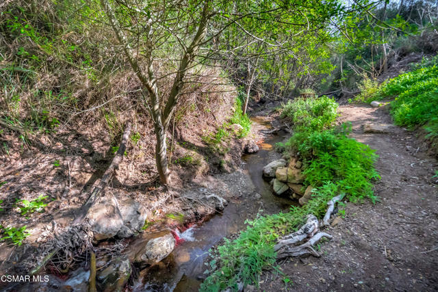 3052 Escondido DR