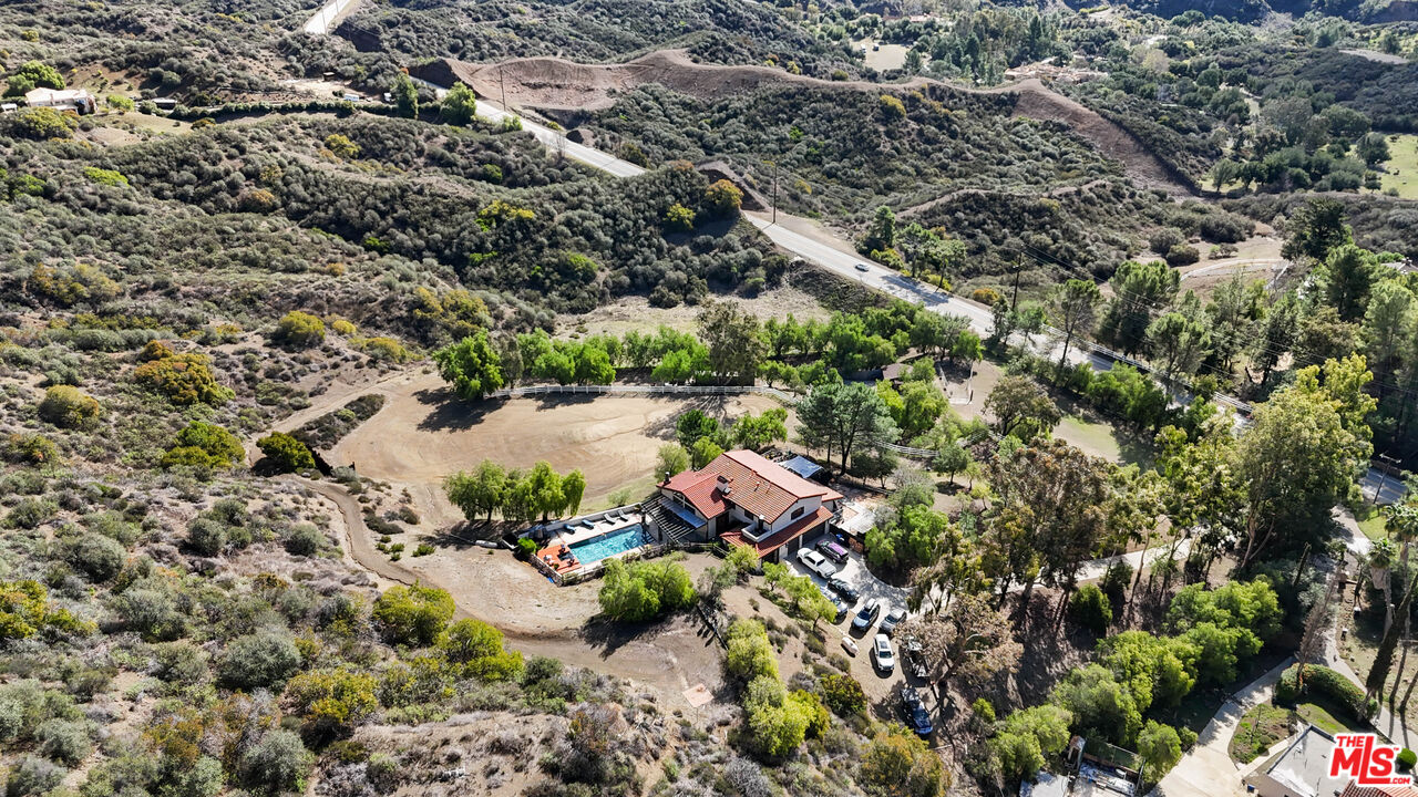 25615 Mulholland Hwy