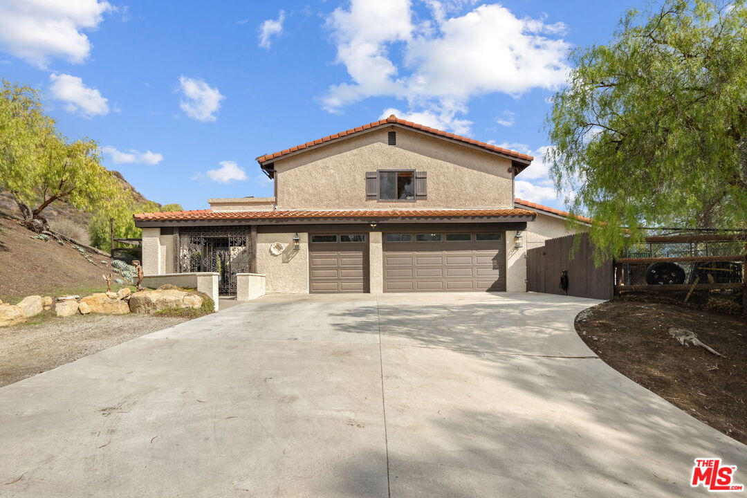 25615 Mulholland Hwy