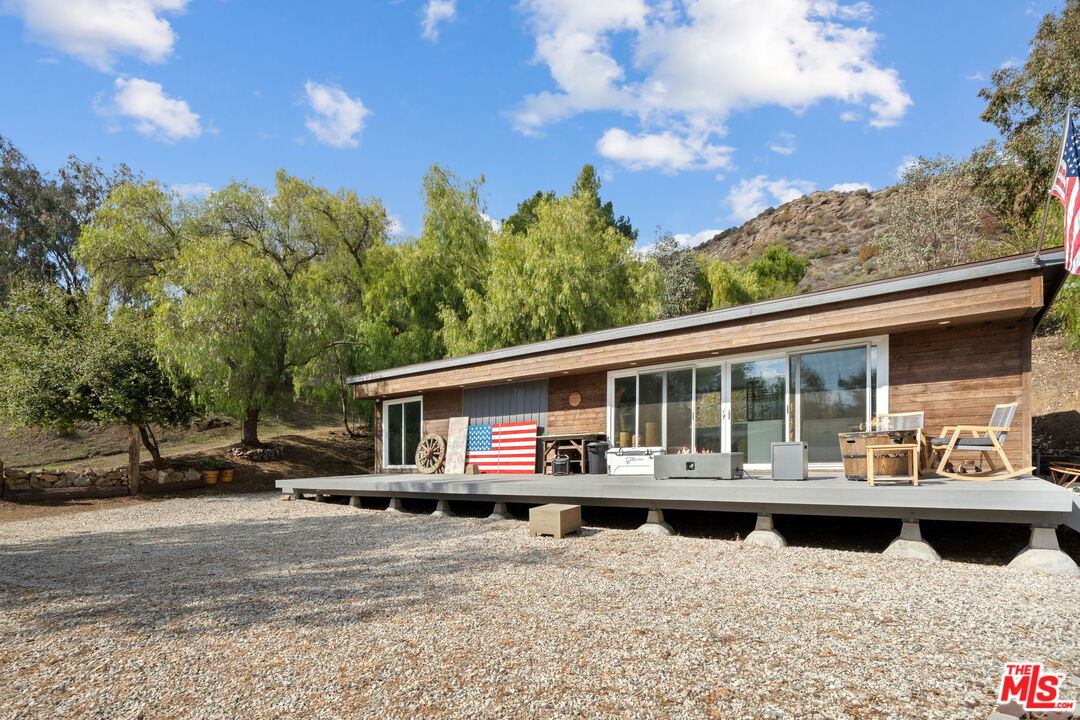 25615 Mulholland Hwy