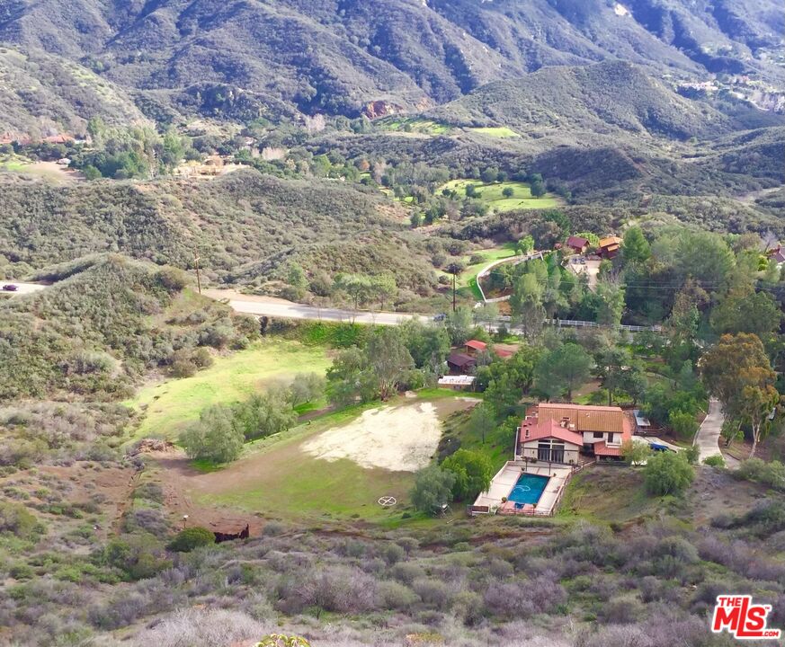 25615 Mulholland Hwy