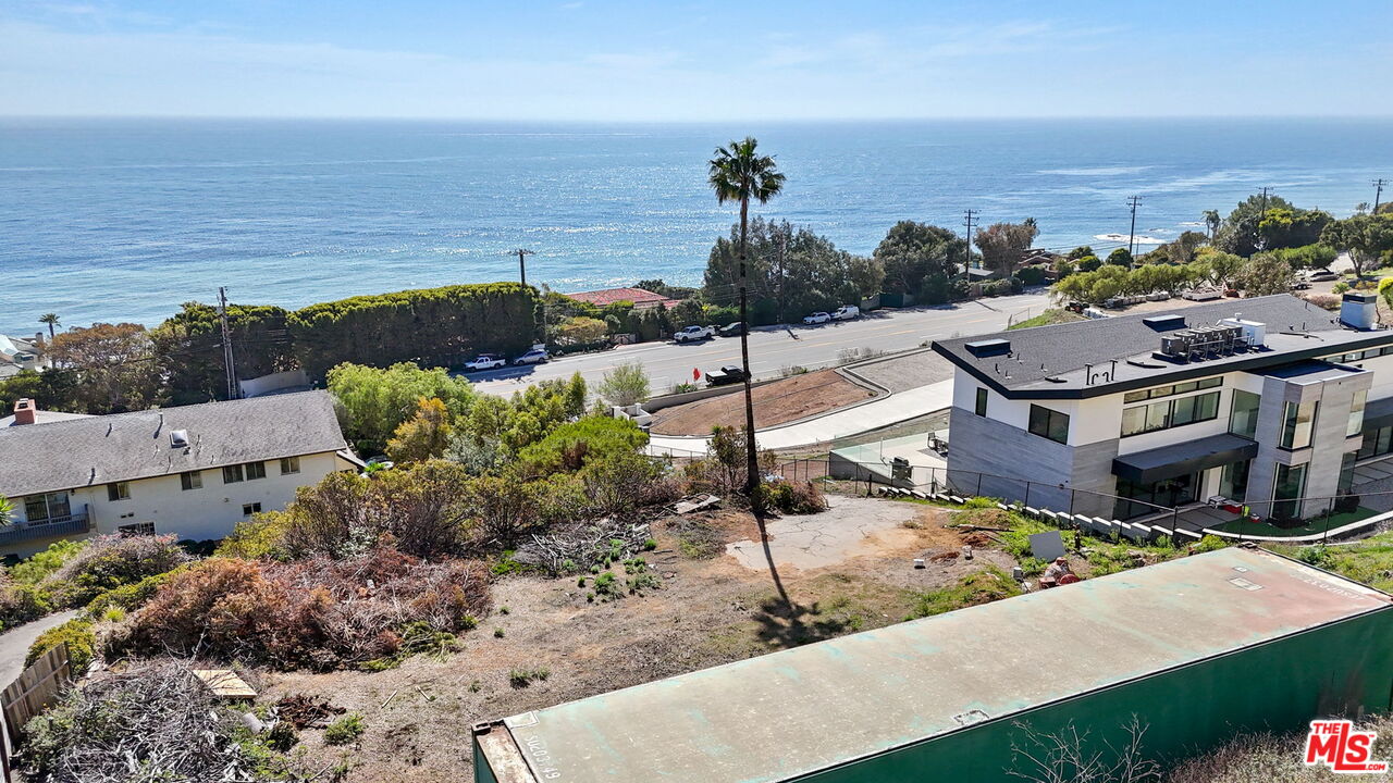 33339 PACIFIC COAST HWY