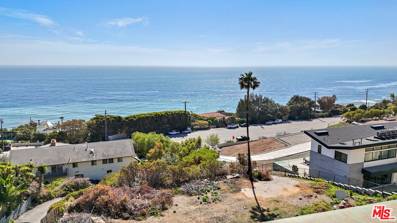 33339 PACIFIC COAST HWY