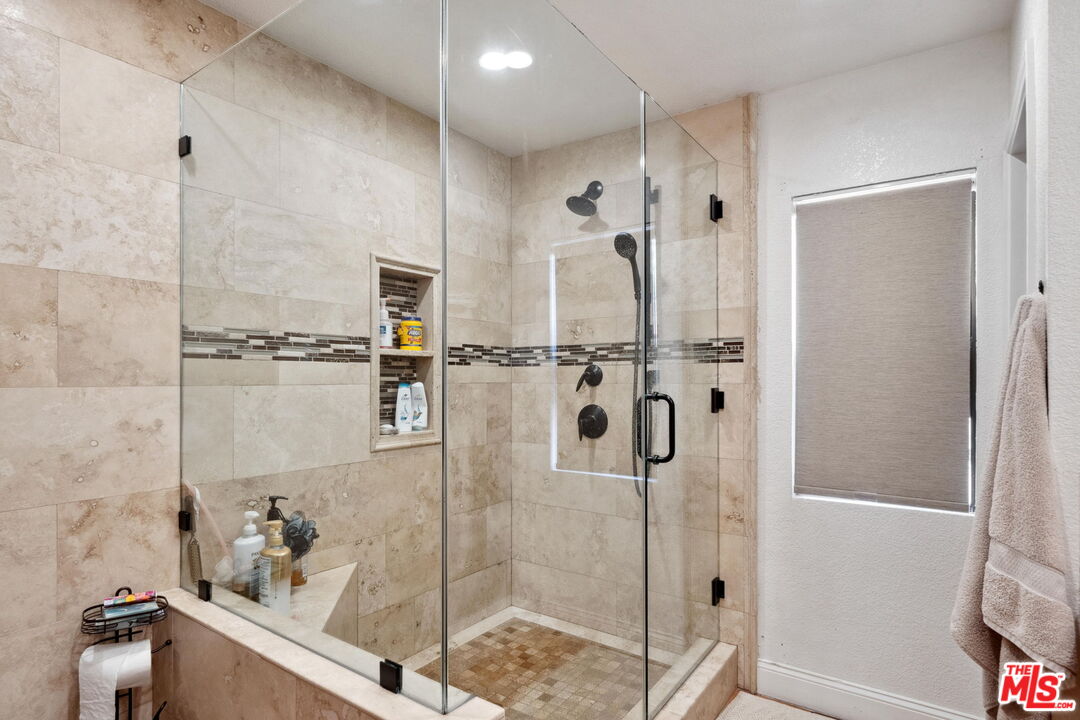 25613 Mulholland Hwy