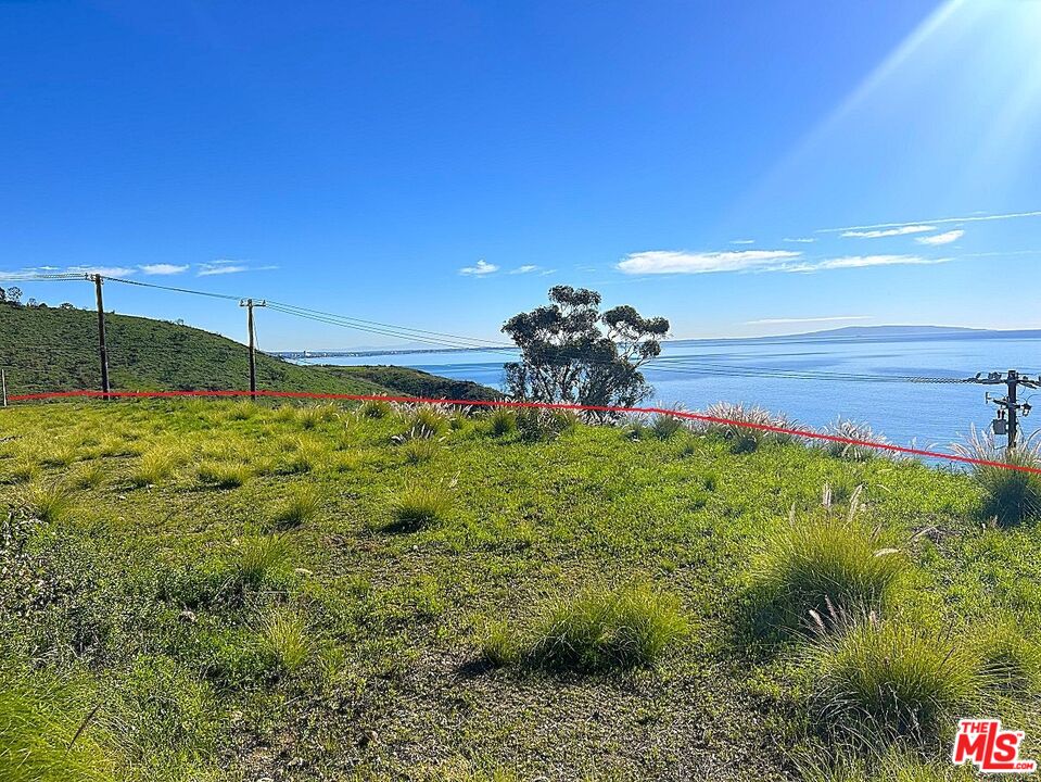 20963 Las Flores Mesa Dr