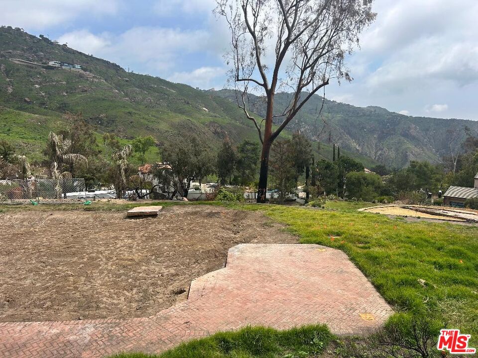 23442 W Copacabana St