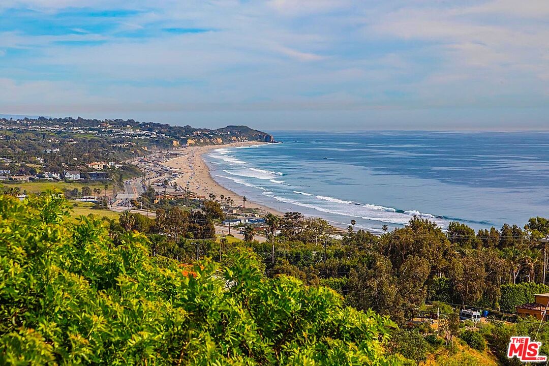 31373 Pacific Coast Hwy