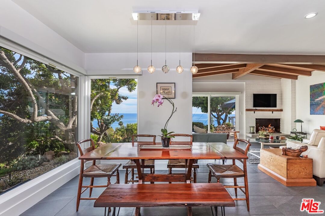 31373 Pacific Coast Hwy