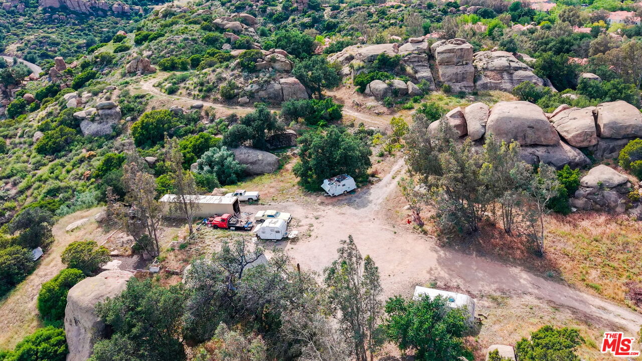 22001 Santa Susana Pass Rd