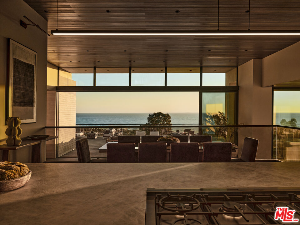 30010 Andromeda Ln