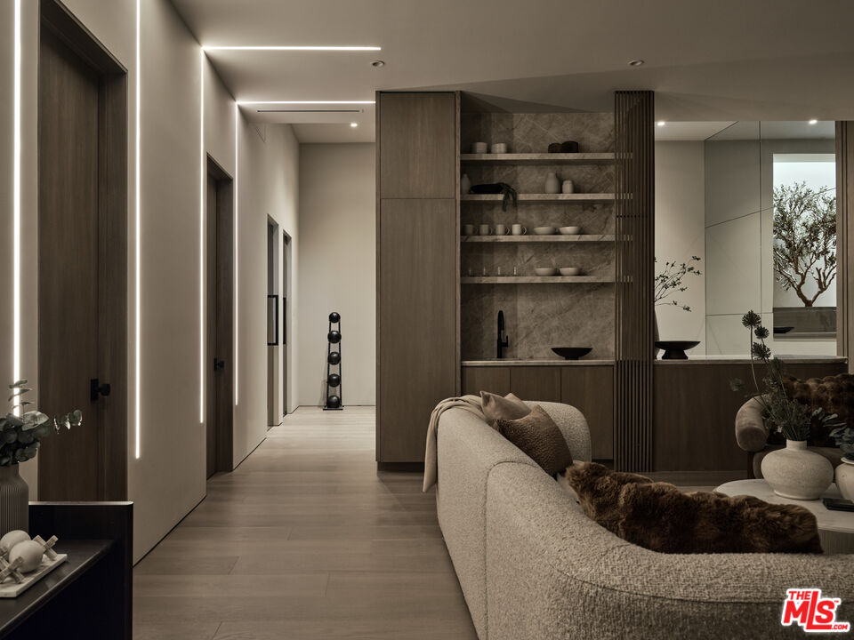 30010 Andromeda Ln