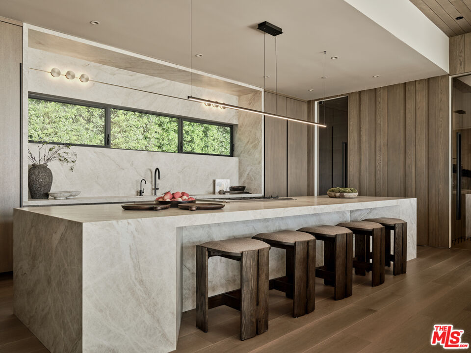 30010 Andromeda Ln