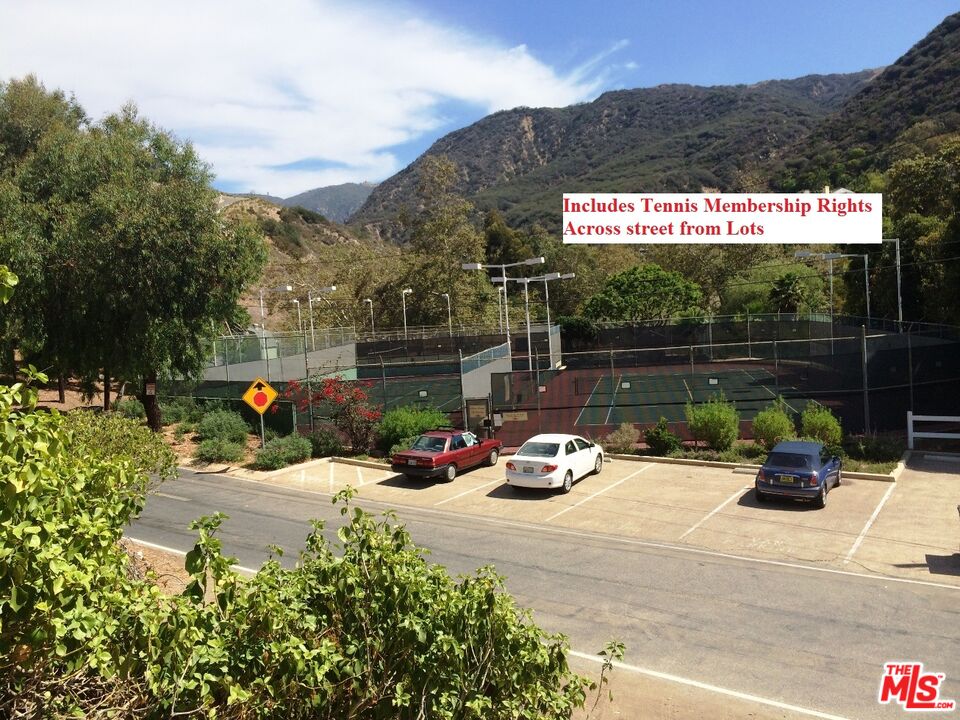 21540 Rambla Vista