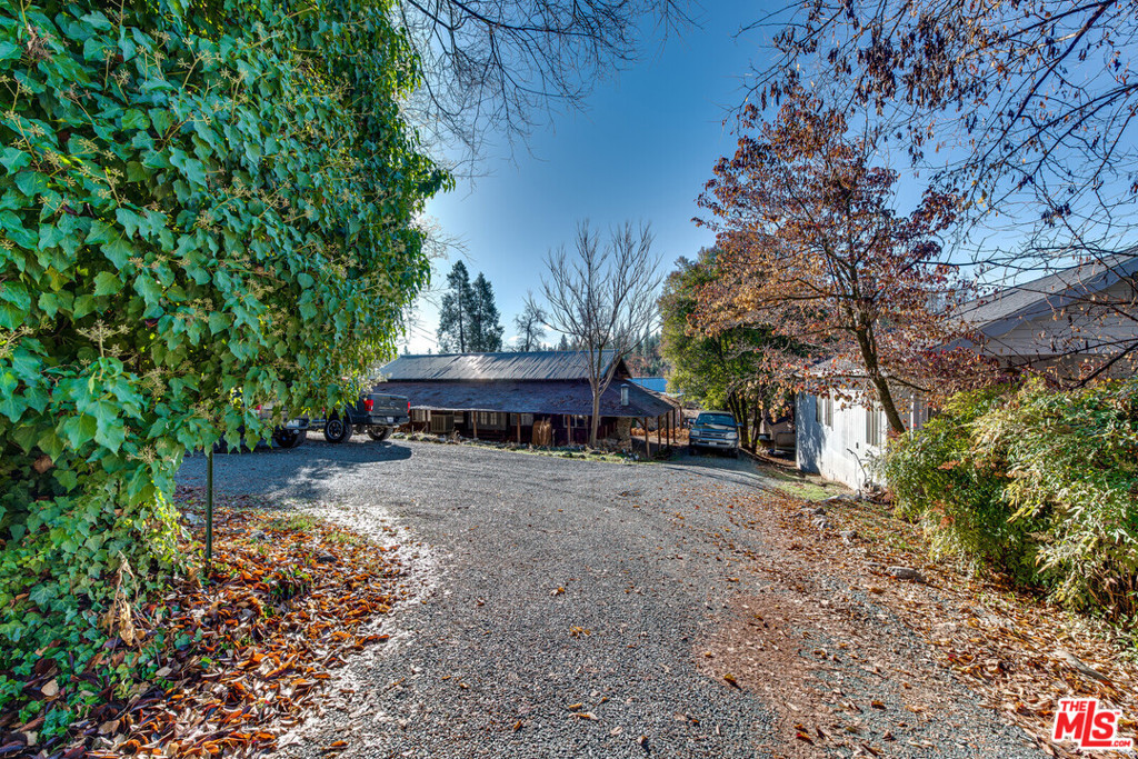 476 Main