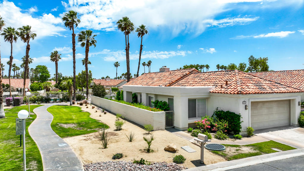43772 Calle Las Brisas W
