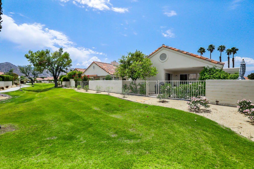 43772 Calle Las Brisas W