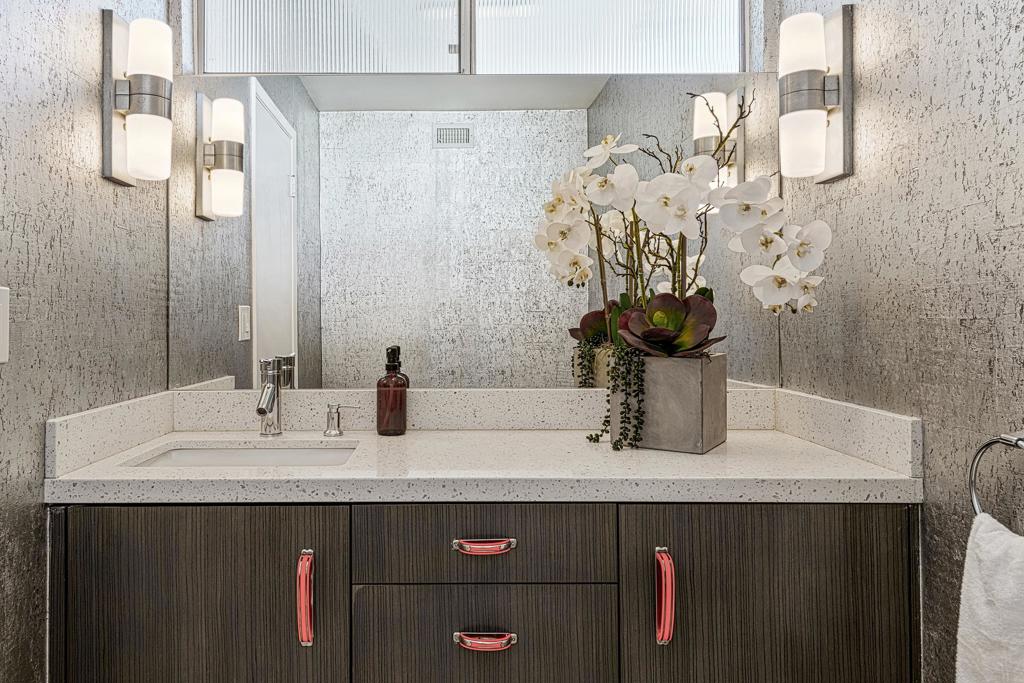 2355 S Yosemite Drive