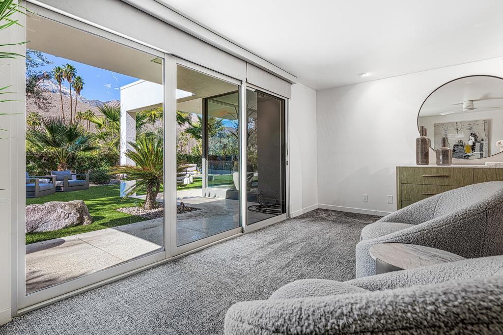 2355 S Yosemite Drive