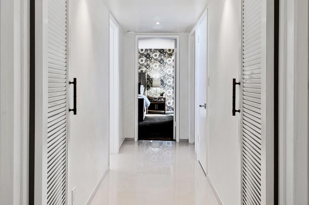 2355 S Yosemite Drive