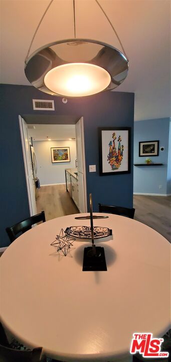 600 W 9th Street Unit: 914