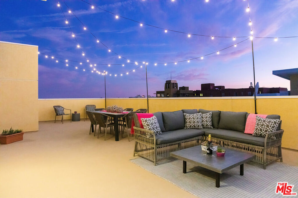 238 S Arroyo Unit: 415