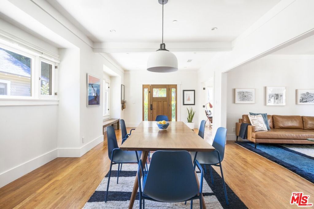 744 N Catalina Avenue