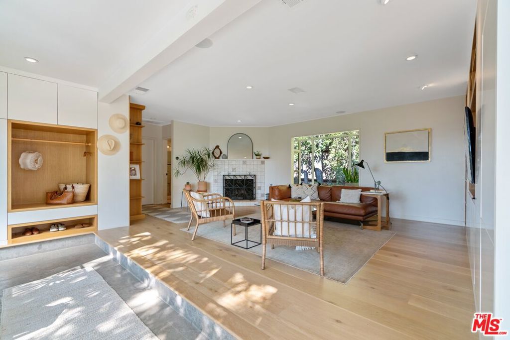 3980 Prospect Avenue