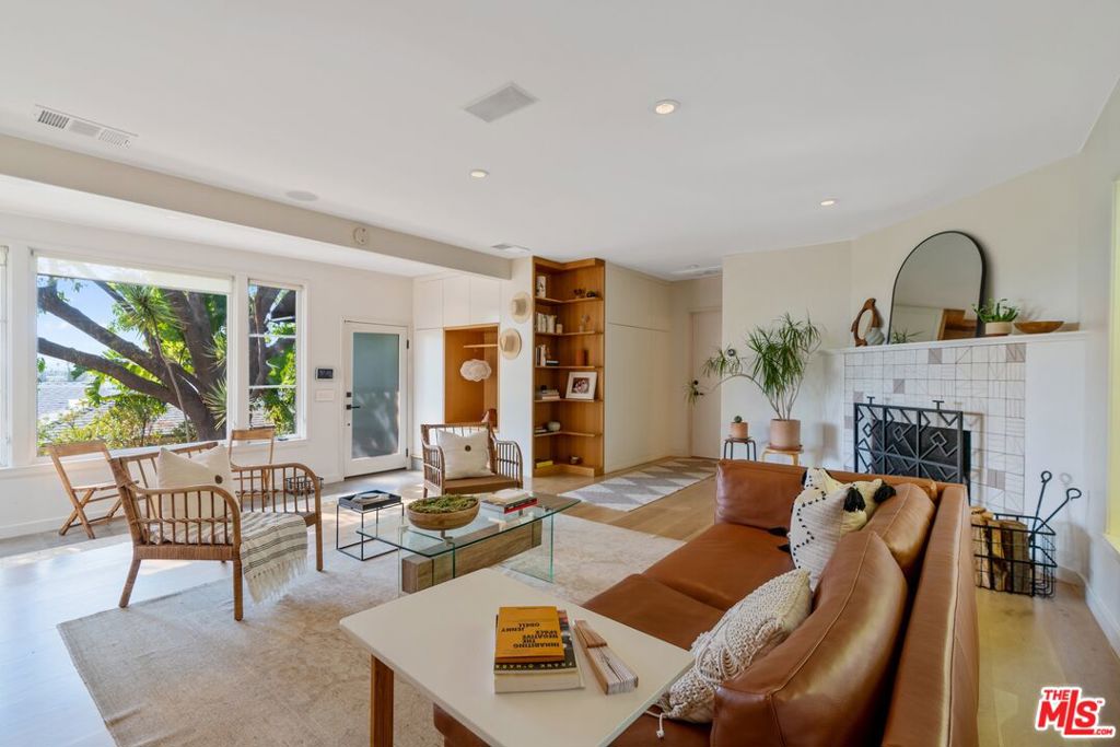 3980 Prospect Avenue