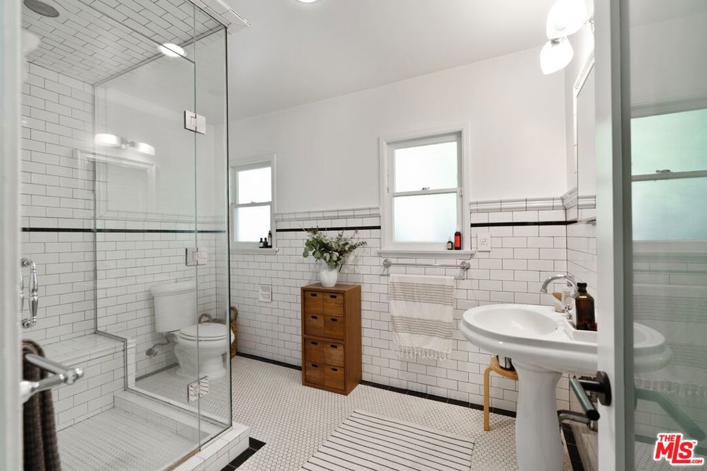 3980 Prospect Avenue