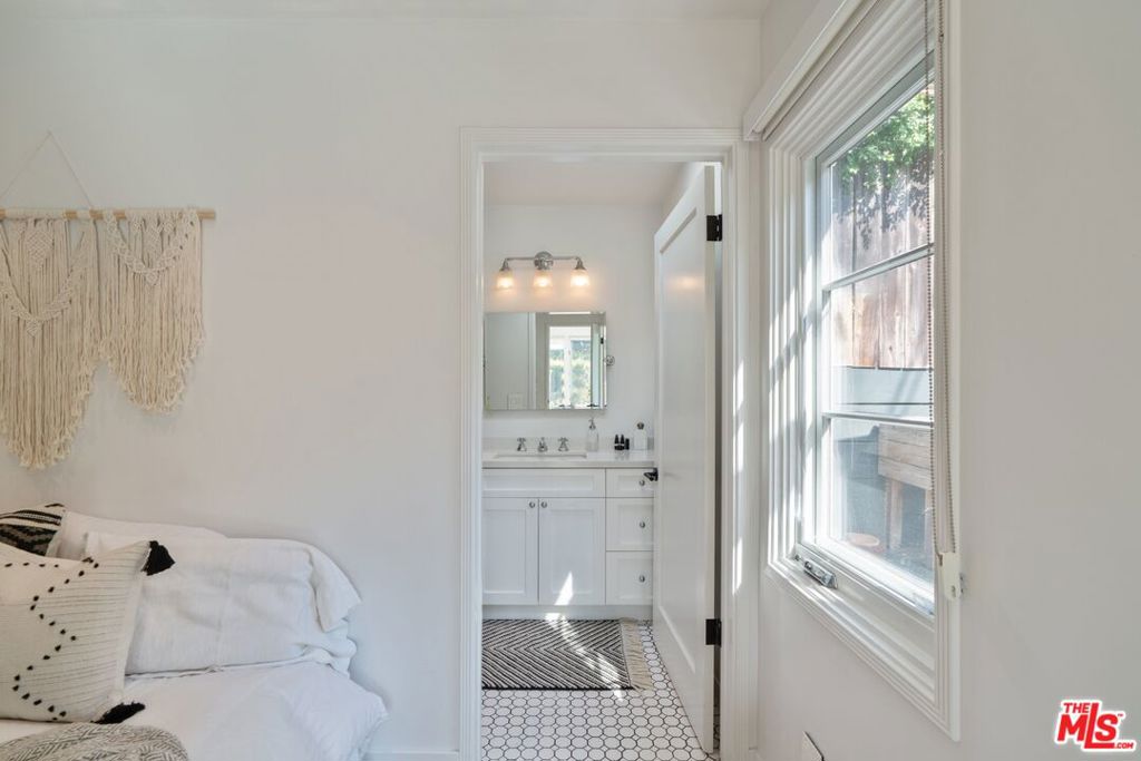 3980 Prospect Avenue