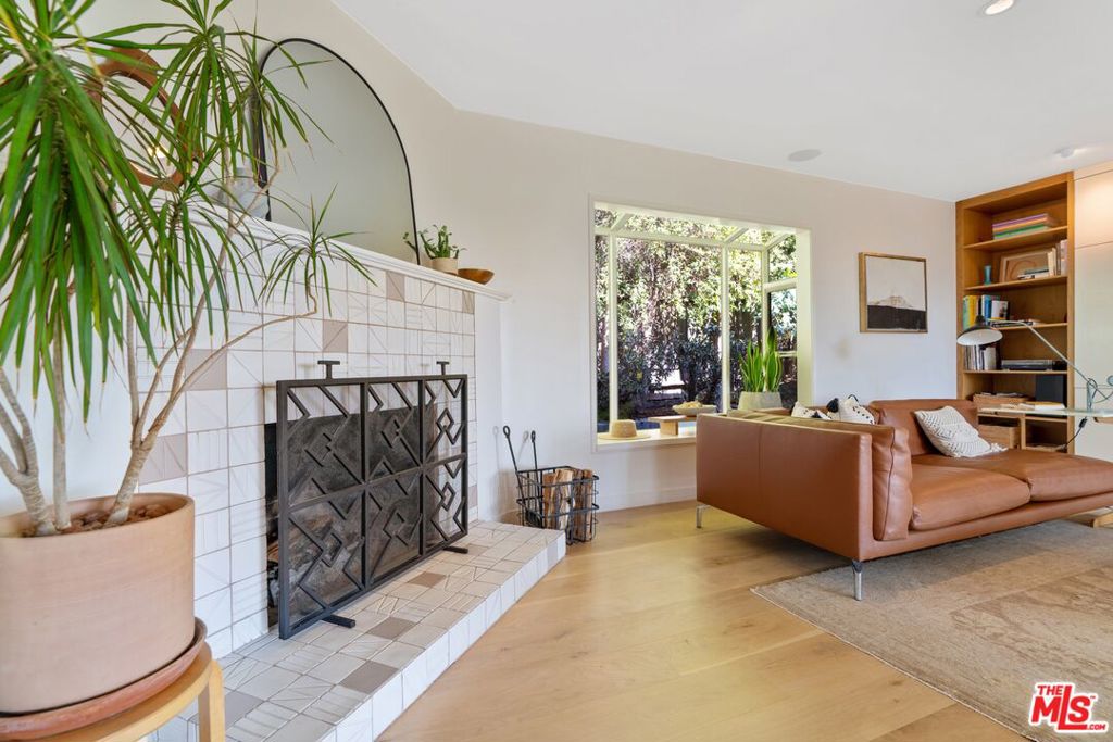 3980 Prospect Avenue