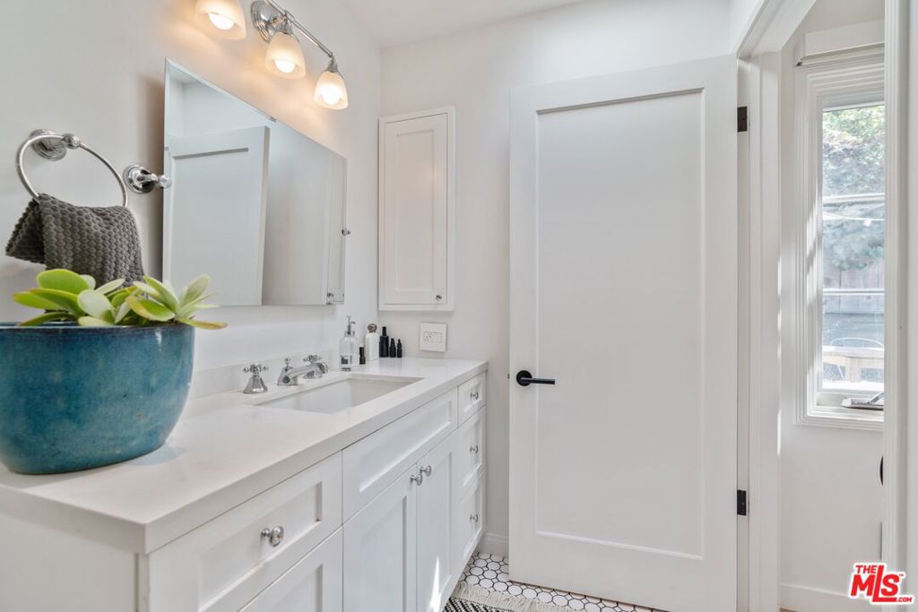 3980 Prospect Avenue