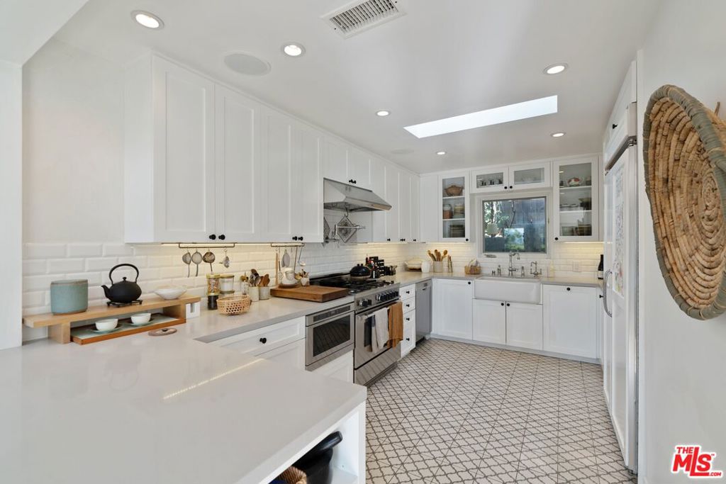 3980 Prospect Avenue