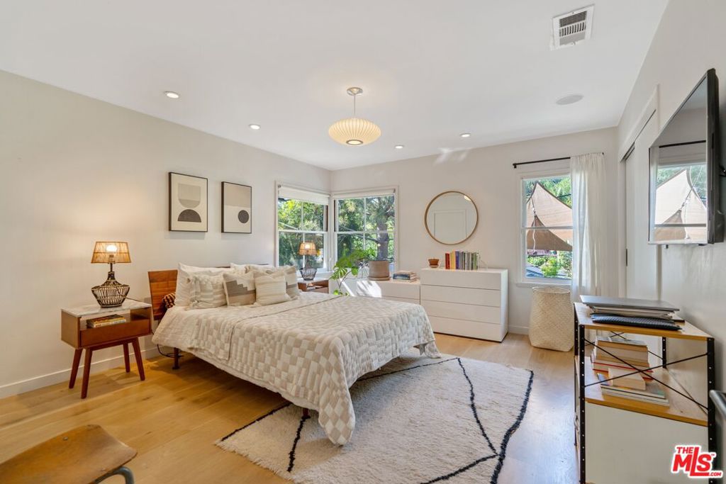 3980 Prospect Avenue