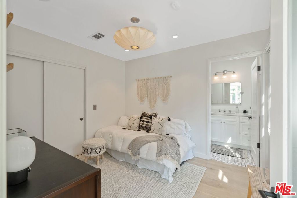 3980 Prospect Avenue