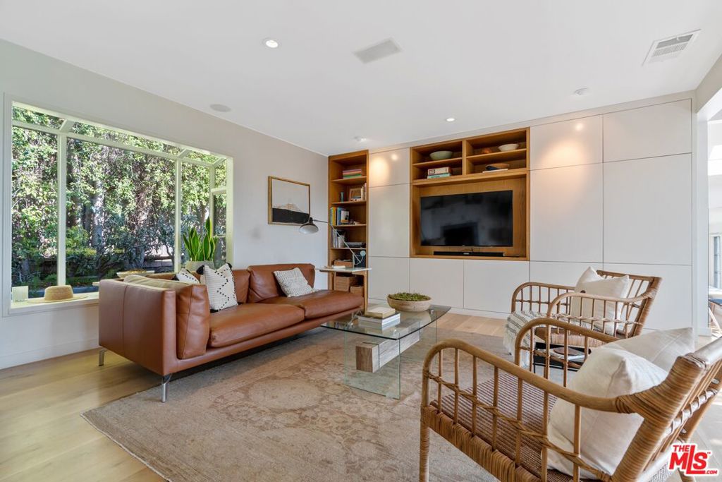 3980 Prospect Avenue