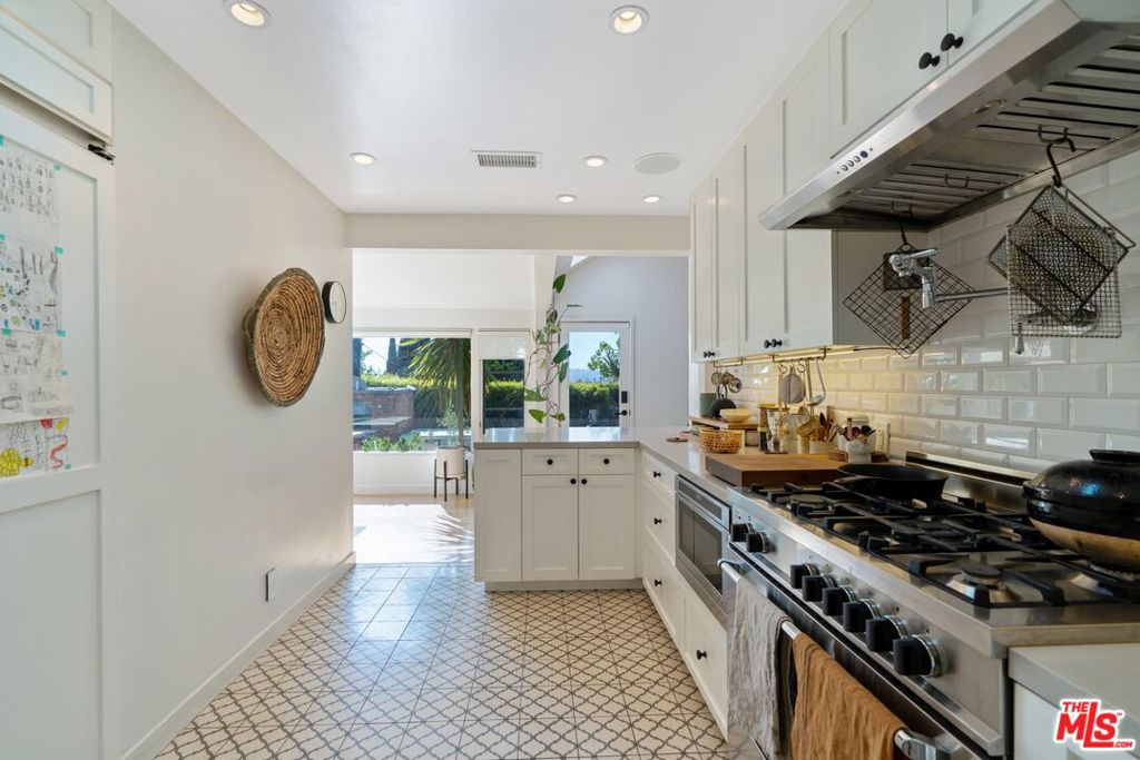 3980 Prospect Avenue