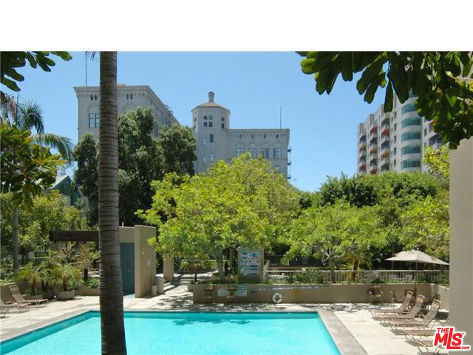 600 W 9Th Street Unit: 503