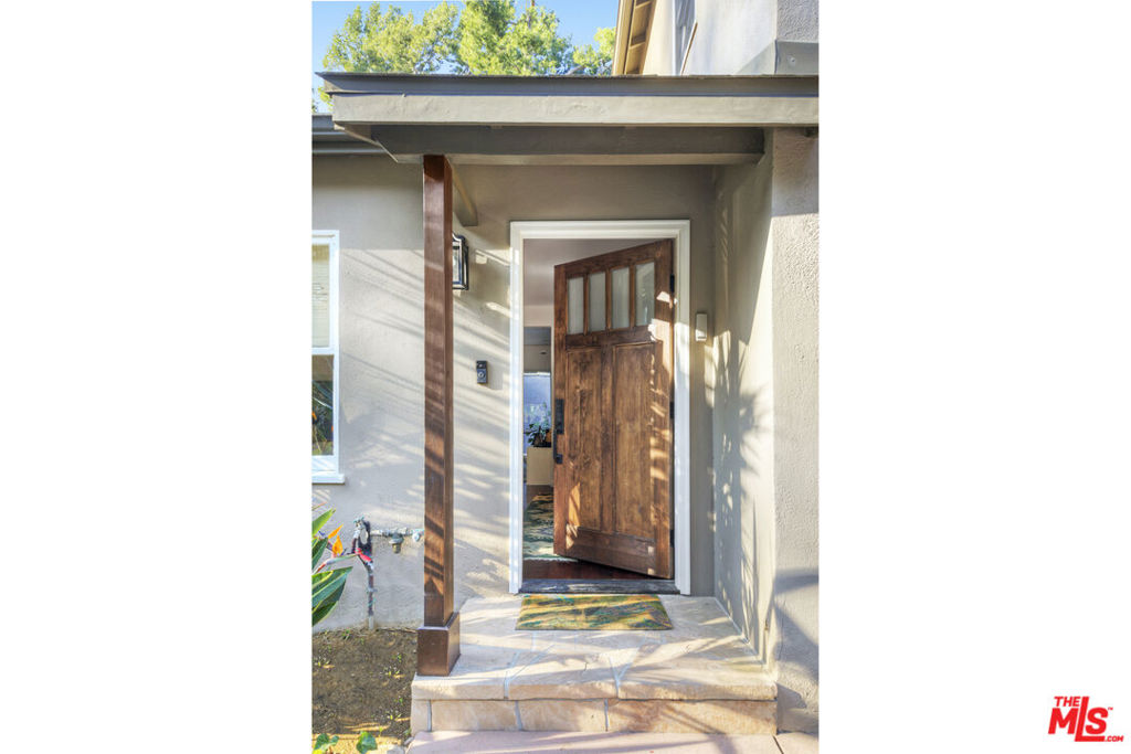 3831 Broadlawn Drive