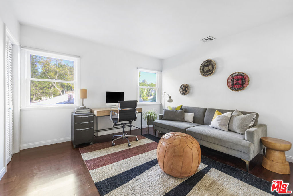 3831 Broadlawn Drive