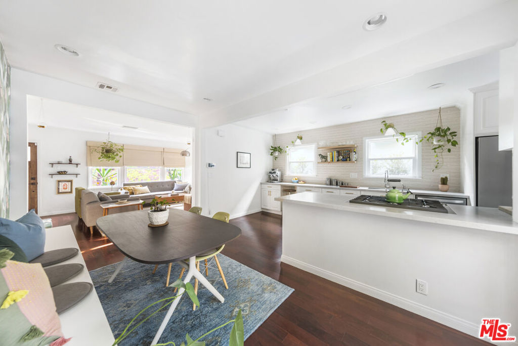 3831 Broadlawn Drive