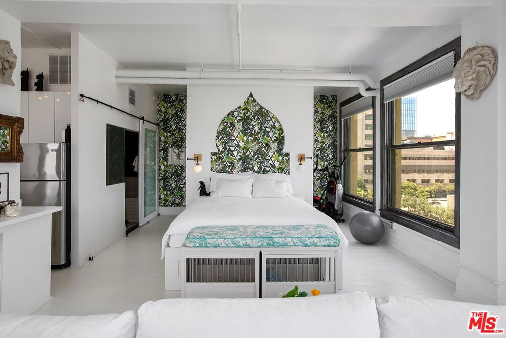 108 W 2nd Street Unit: 502