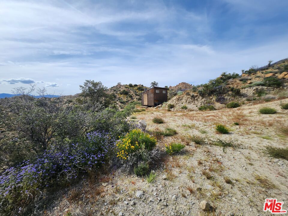 6260 W Omega Trail