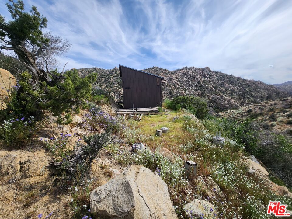 6260 W Omega Trail
