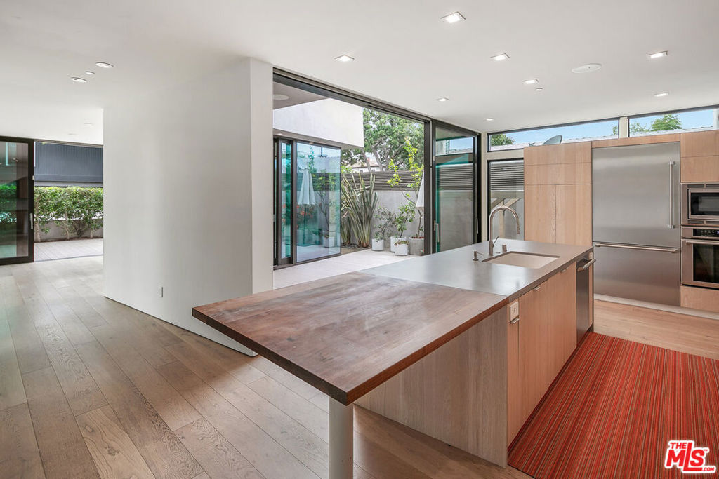 3104 7th Street
