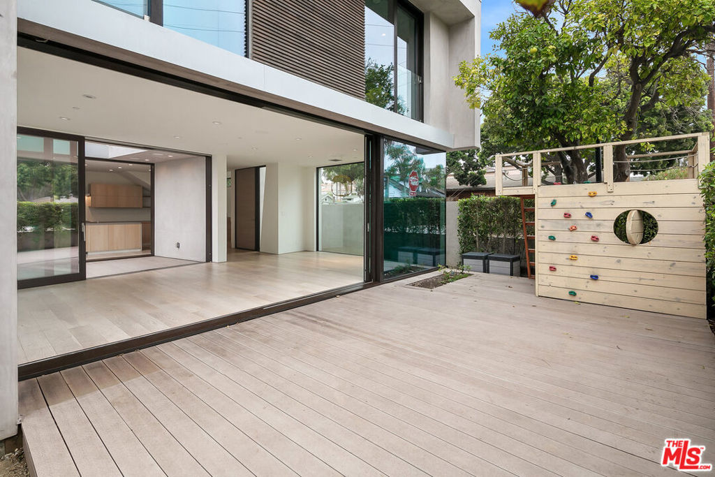 3104 7th Street